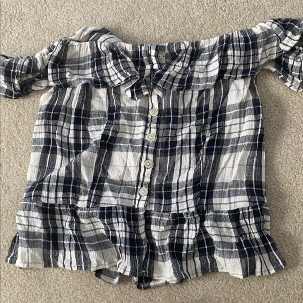 ae off the shoulder shirt